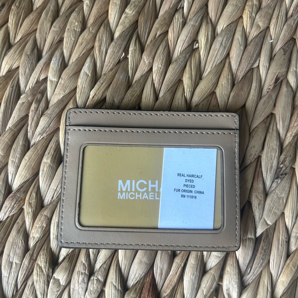 Studded Beige Leather Shoulder Bag - Picture 13 of 13